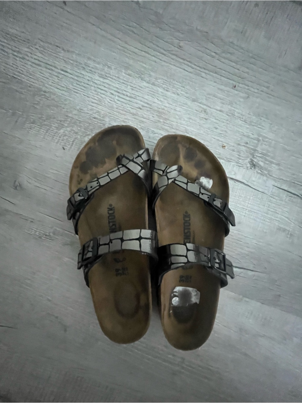 Metallic Silver Croc-Print Slide Sandals /im willing to go lower in the next 24h